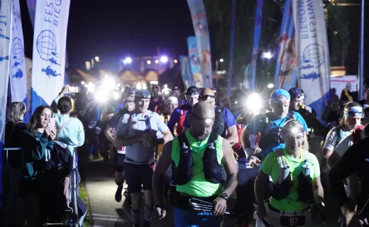 Największe wyzwanie Festiwalu Biegowego! Bieg na 100 km wystartował w środku nocy - 57